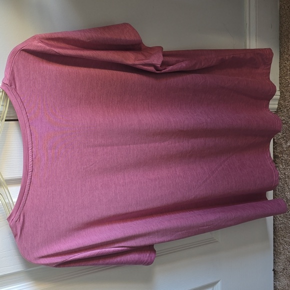 EUC Aeropostale Sport dri-fit top - Picture 4 of 4